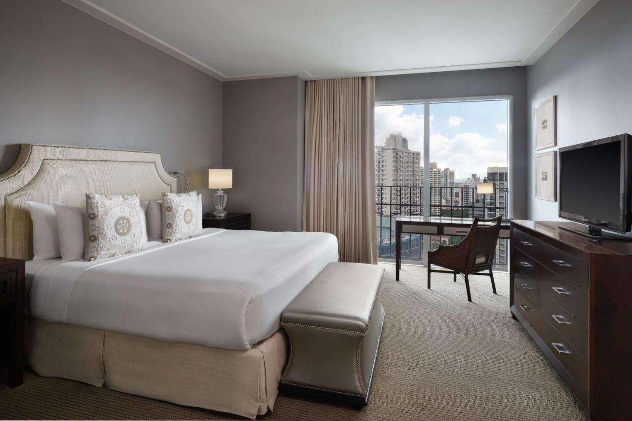 Bristol Panama, A Registry Collection Hotel מראה חיצוני תמונה A bedroom at the JW Marriott San Antonio