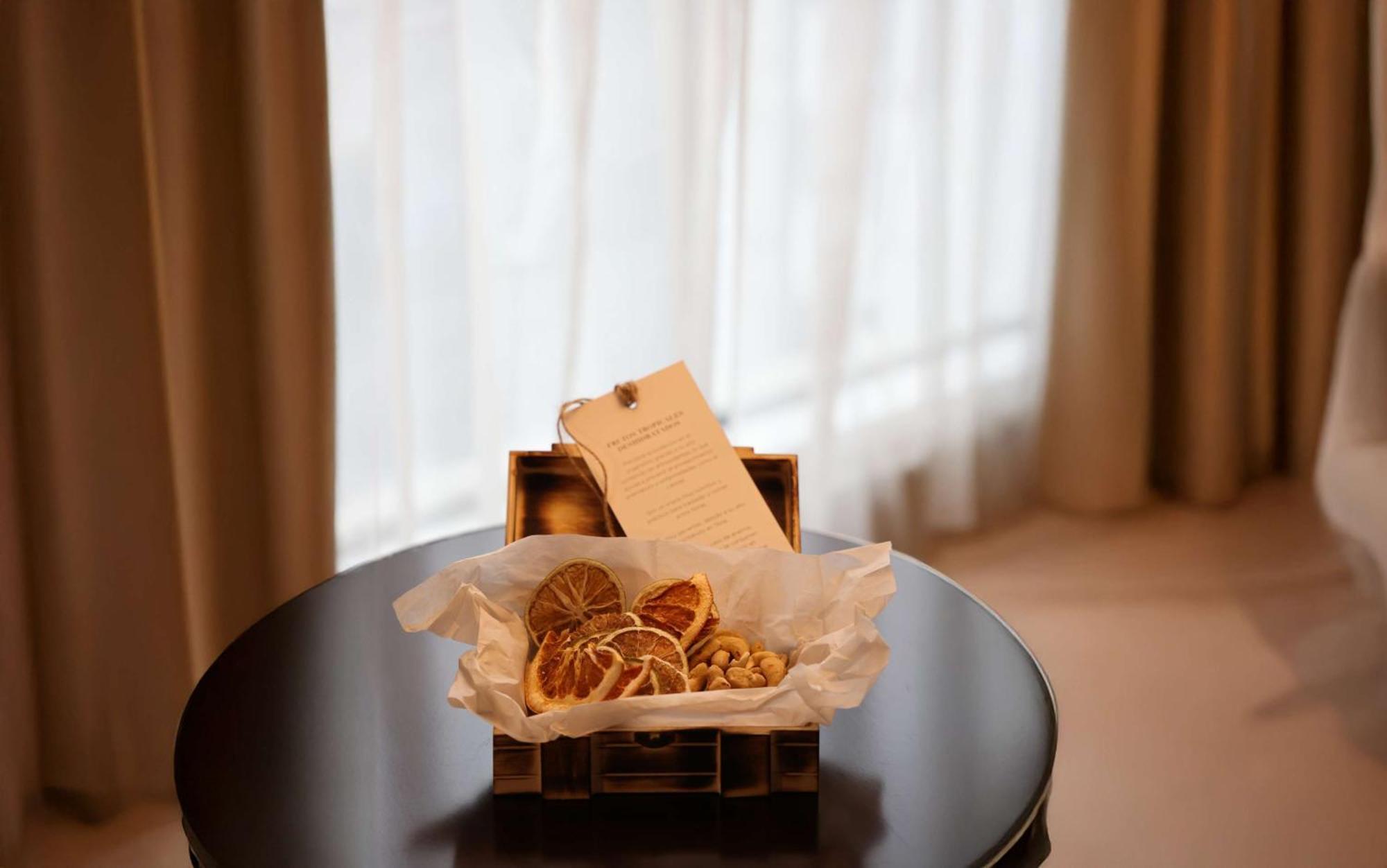 Bristol Panama, A Registry Collection Hotel מראה חיצוני תמונה A turndown service tray