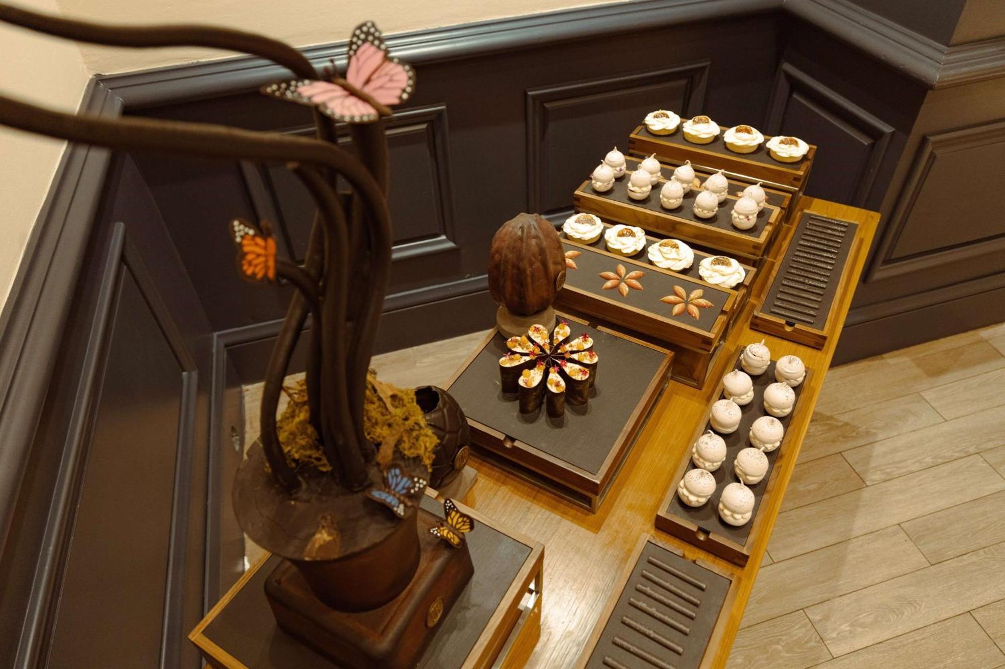 Bristol Panama, A Registry Collection Hotel מראה חיצוני תמונה A display of Japanese sweets